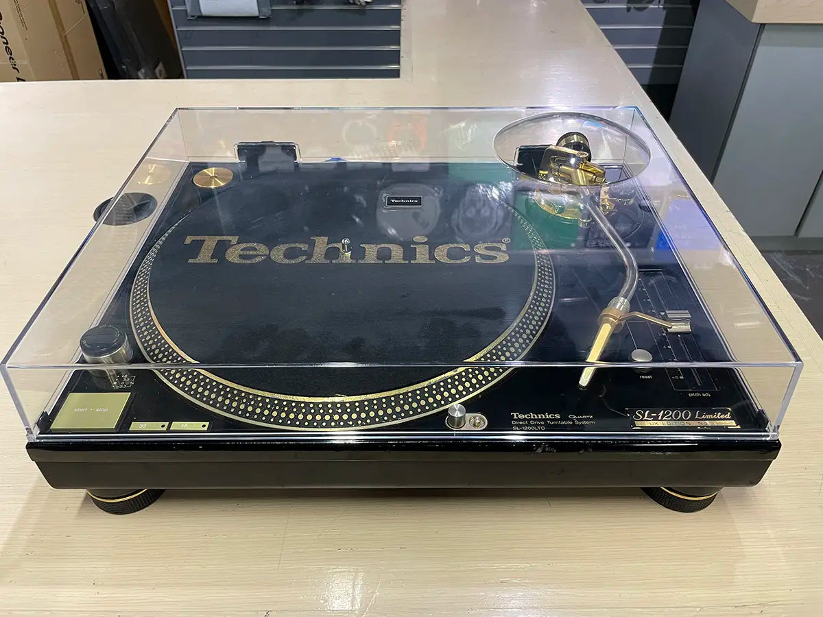 Technics SL-1200 LIMITED | 25th Anniversary Limited Edition Gold Turntable (Refurbished) RARE