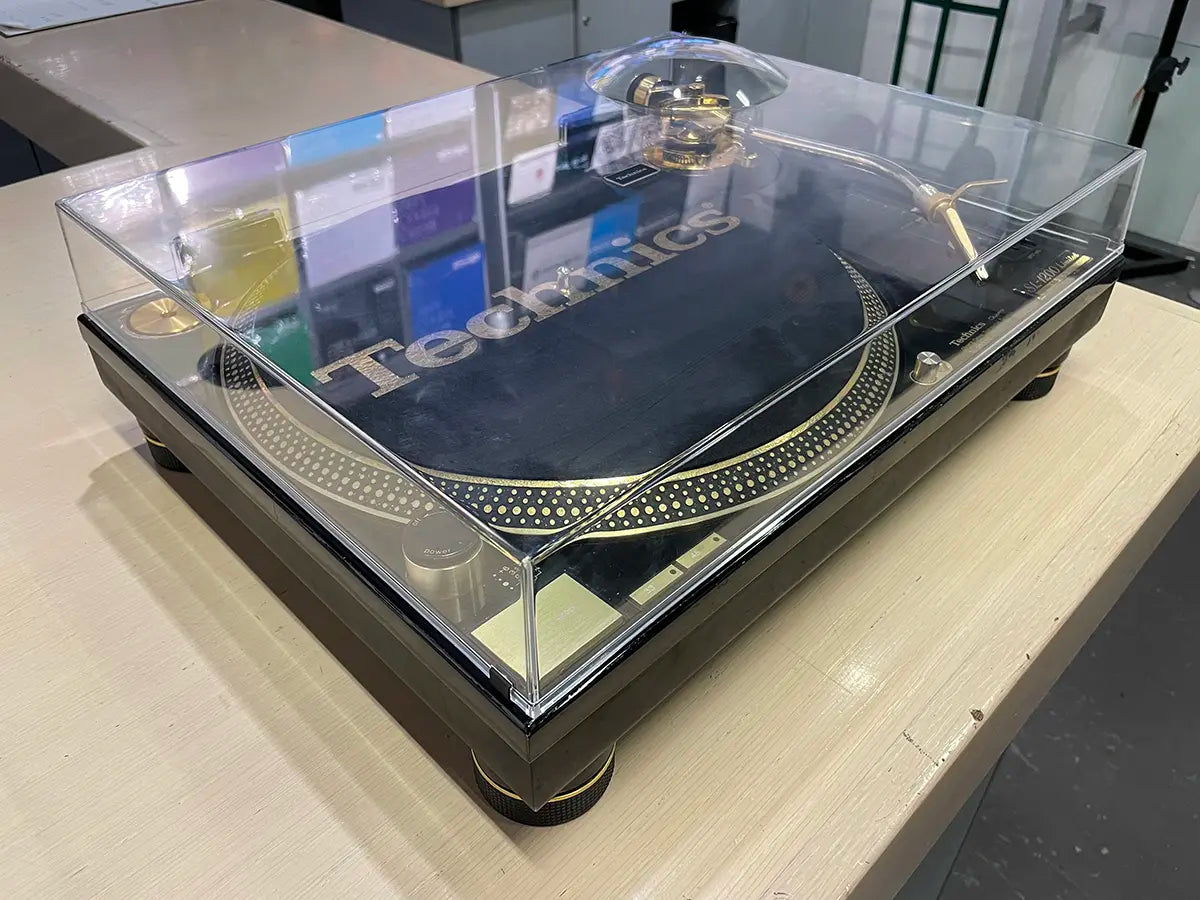 Technics SL-1200 LIMITED | 25th Anniversary Limited Edition Gold Turntable (Refurbished) RARE